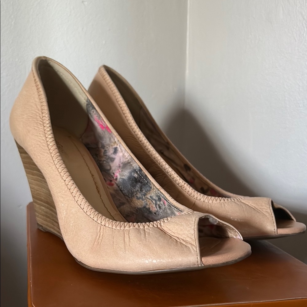 BCBGeneration Tan Wedge Peep-Toe Shoes